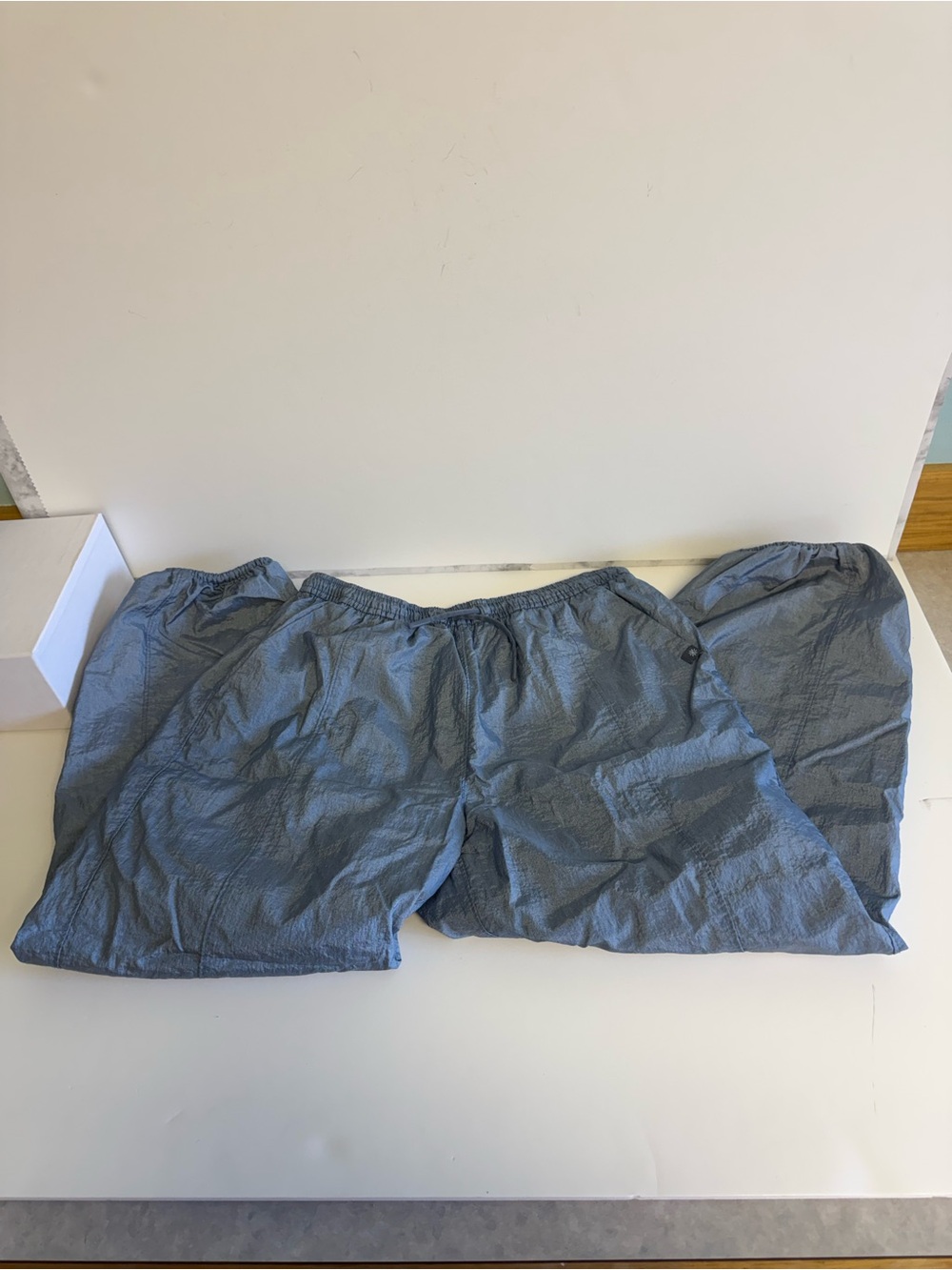 Athleta Girl Size 7 Lightweight Nylon Pull On Pants Blue Gray Athletic